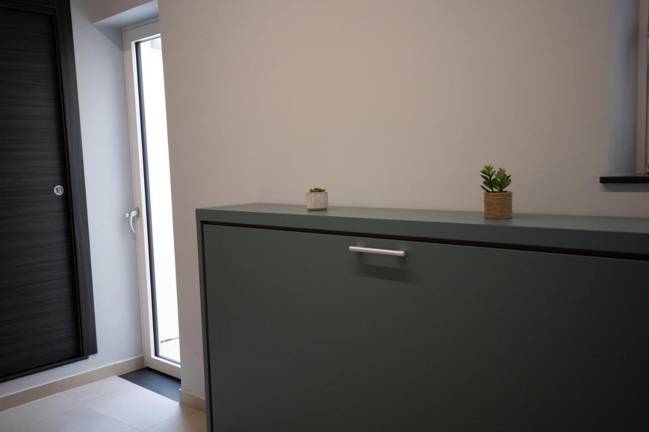 Iitana Luxury Apartment - Fronte Mare Con Vasca Idromassaggio Catane Extérieur photo