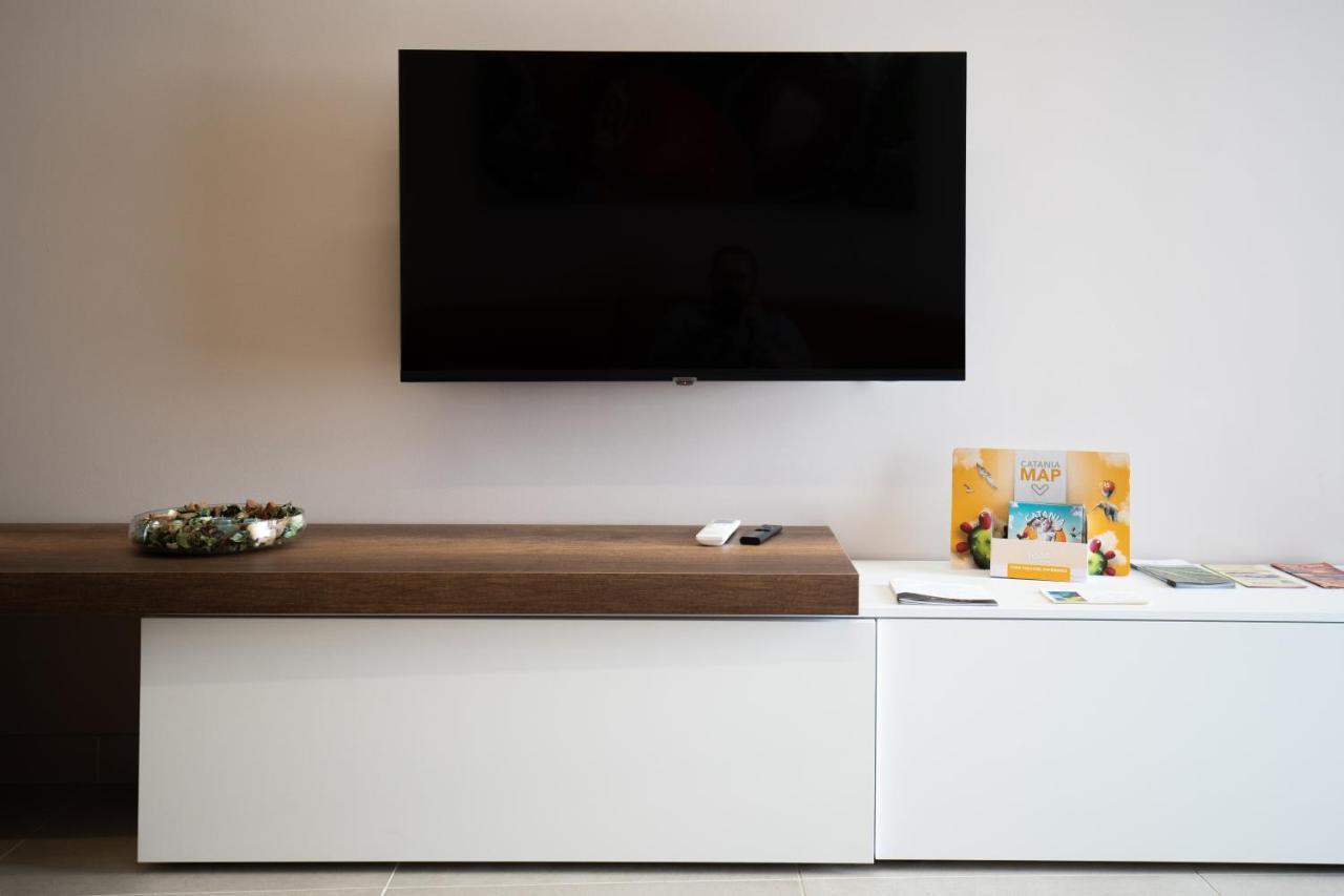 Iitana Luxury Apartment - Fronte Mare Con Vasca Idromassaggio Catane Extérieur photo
