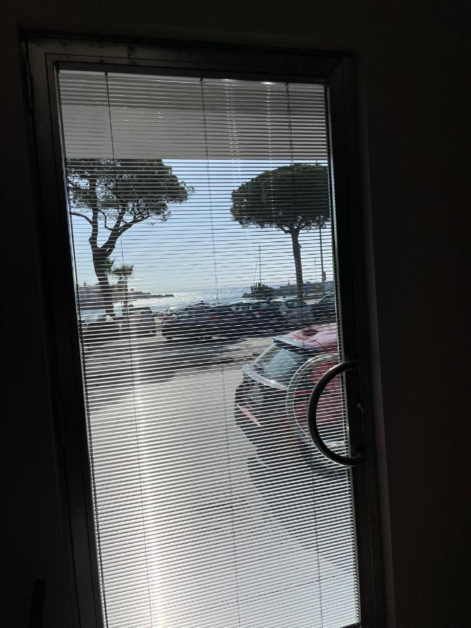 Iitana Luxury Apartment - Fronte Mare Con Vasca Idromassaggio Catane Extérieur photo