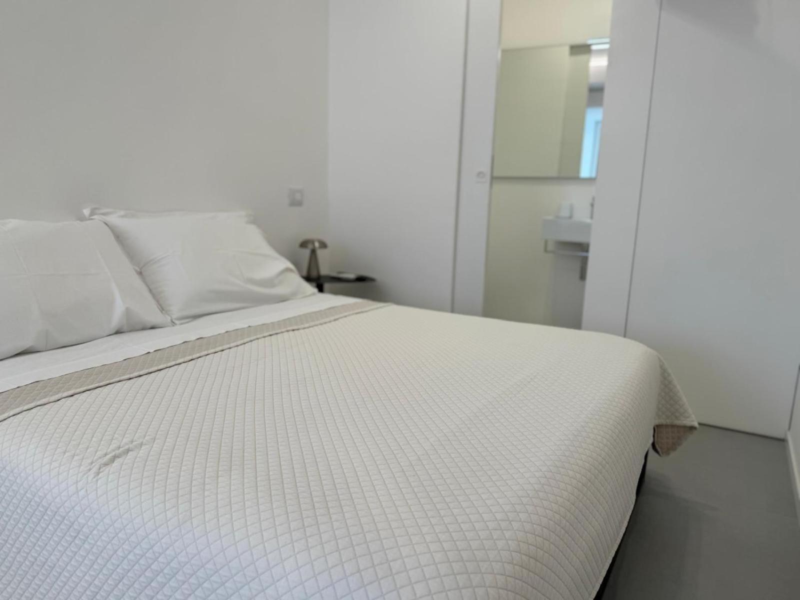 Iitana Luxury Apartment - Fronte Mare Con Vasca Idromassaggio Catane Extérieur photo