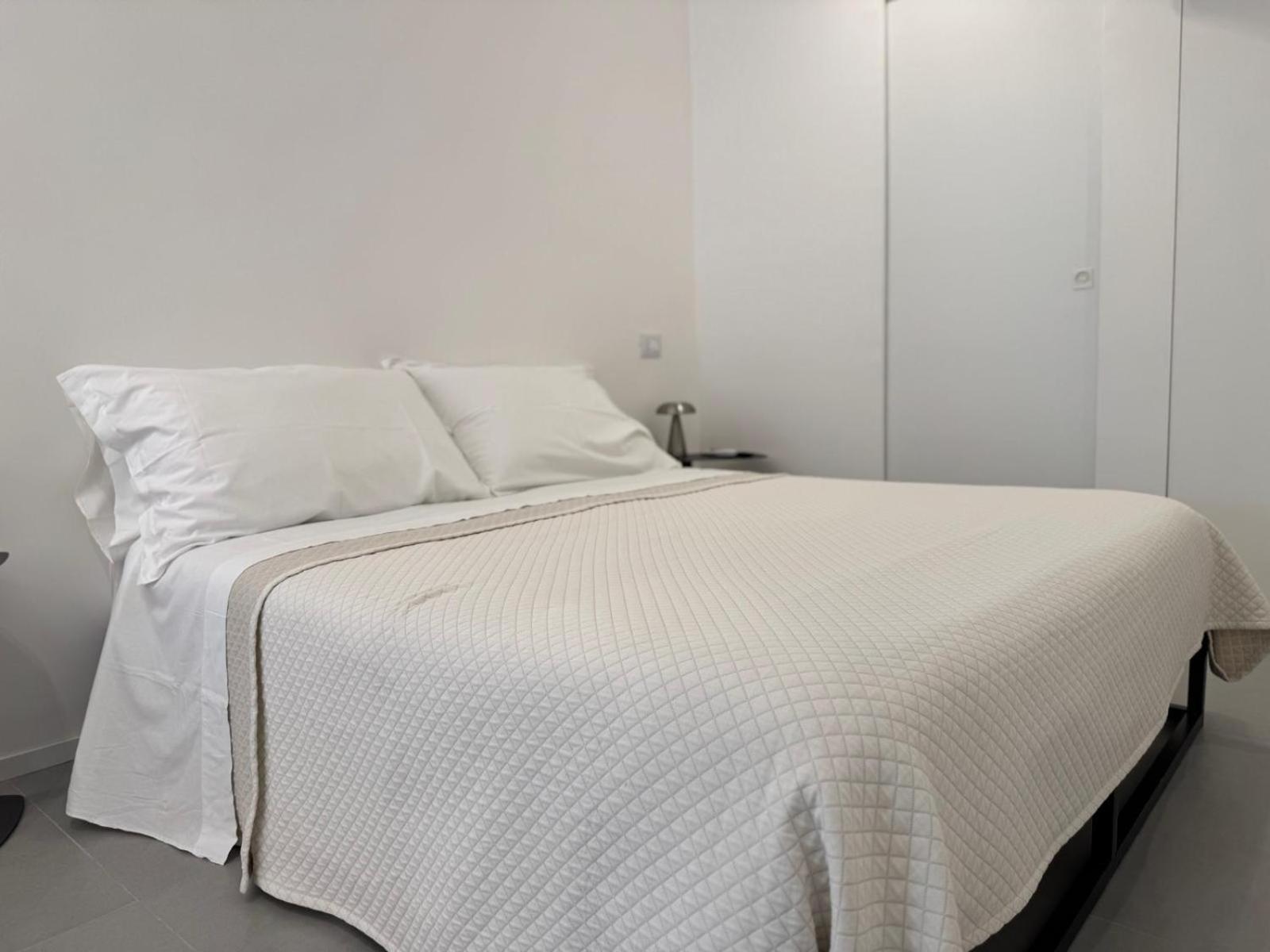 Iitana Luxury Apartment - Fronte Mare Con Vasca Idromassaggio Catane Extérieur photo