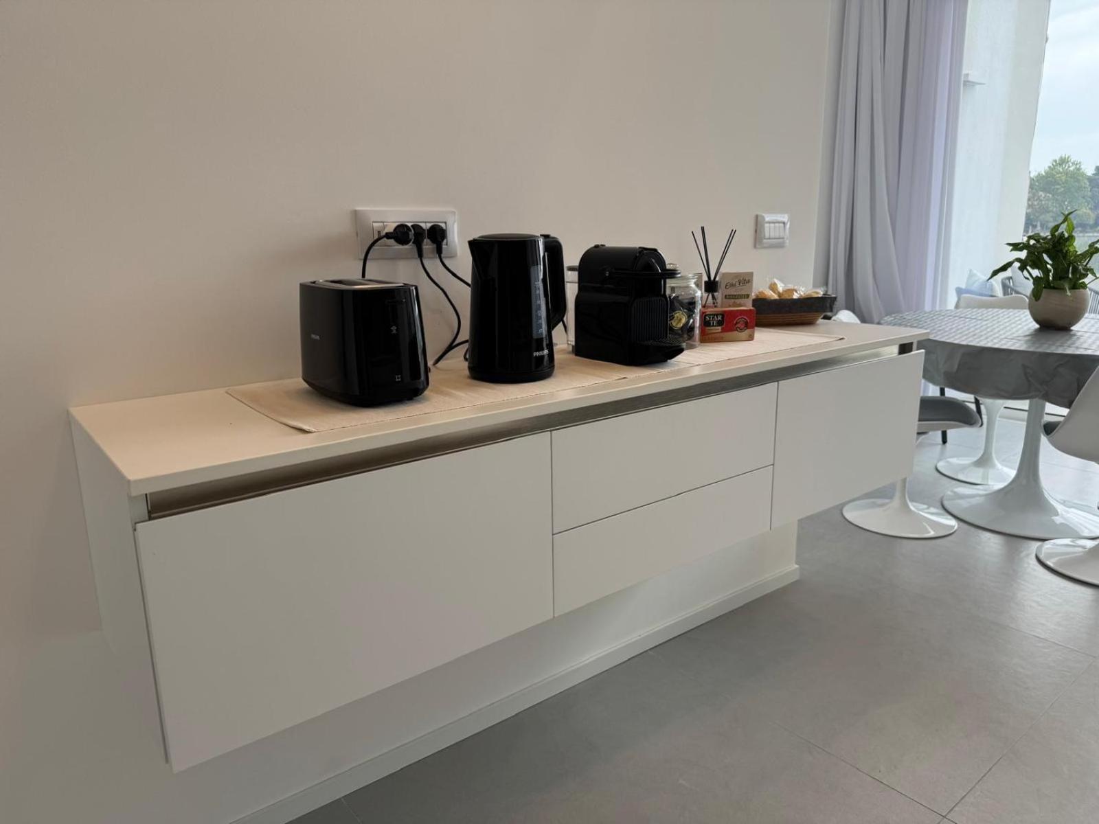 Iitana Luxury Apartment - Fronte Mare Con Vasca Idromassaggio Catane Extérieur photo