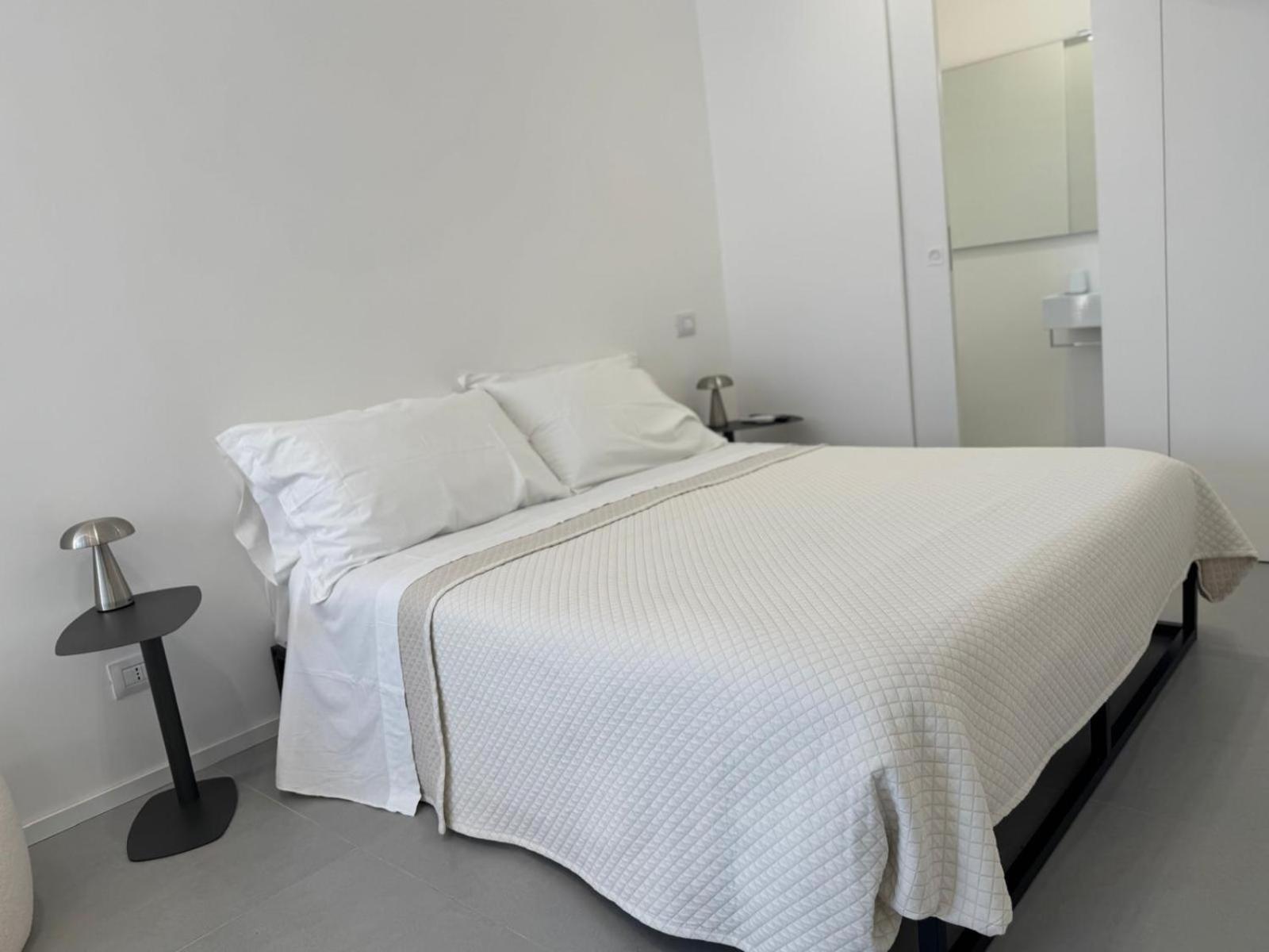 Iitana Luxury Apartment - Fronte Mare Con Vasca Idromassaggio Catane Extérieur photo